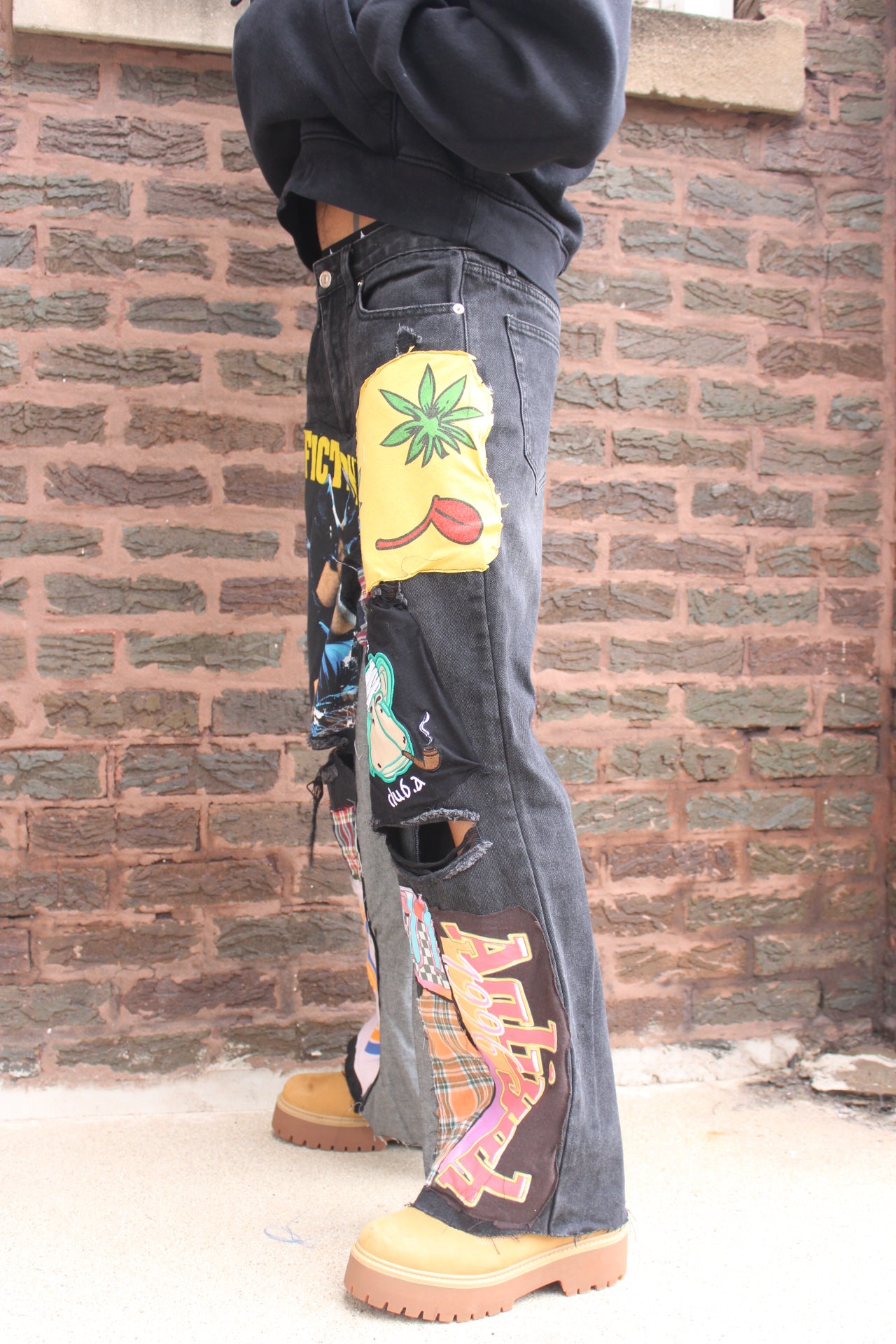 Flared “ Pulp Fiction “ Junk Jeans 28