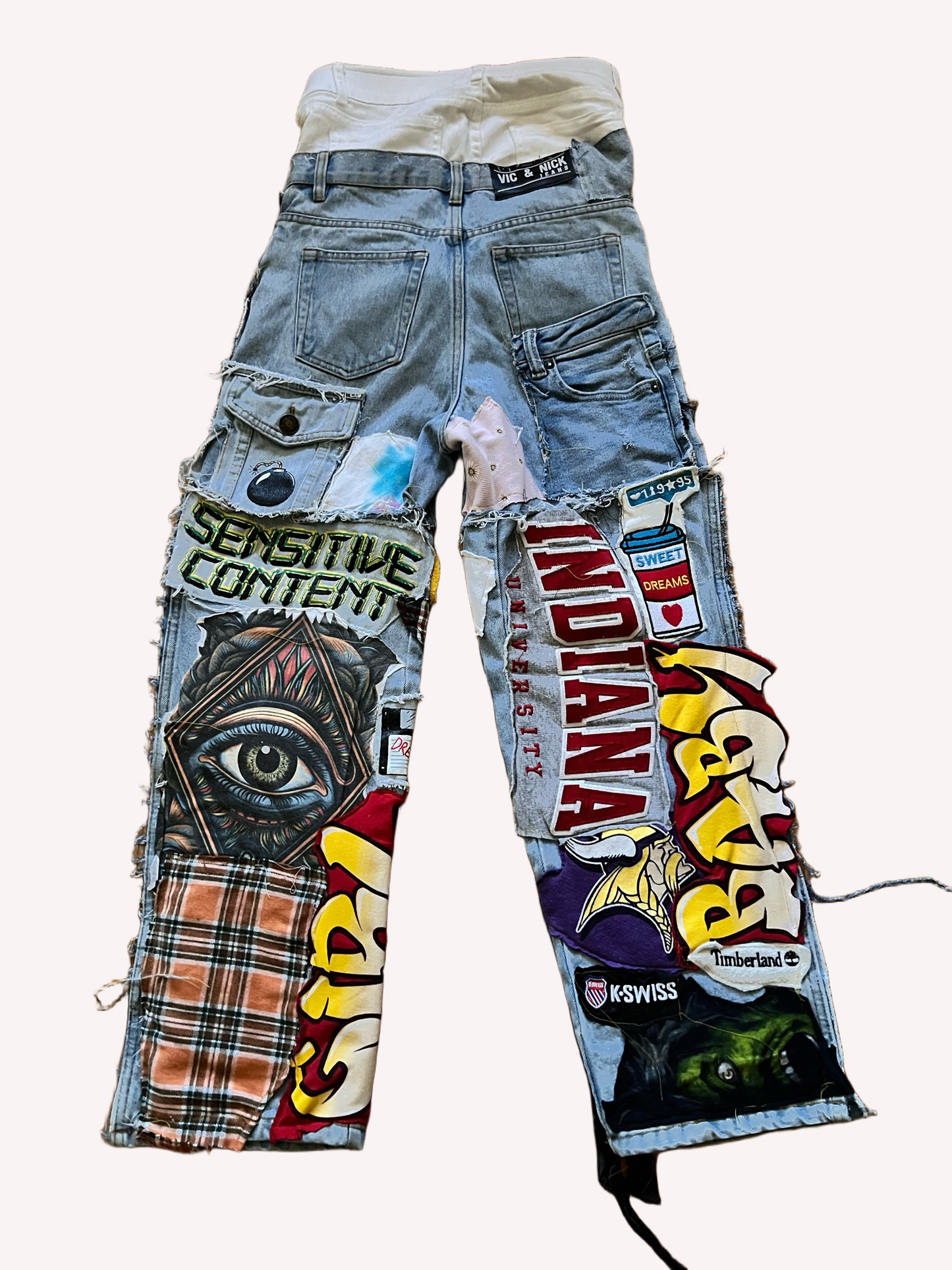 Double Waisted Junk Jeans . size 28